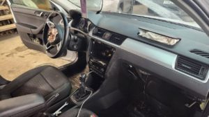 торпедо шкода Рапид после сработавших подушек безопасности